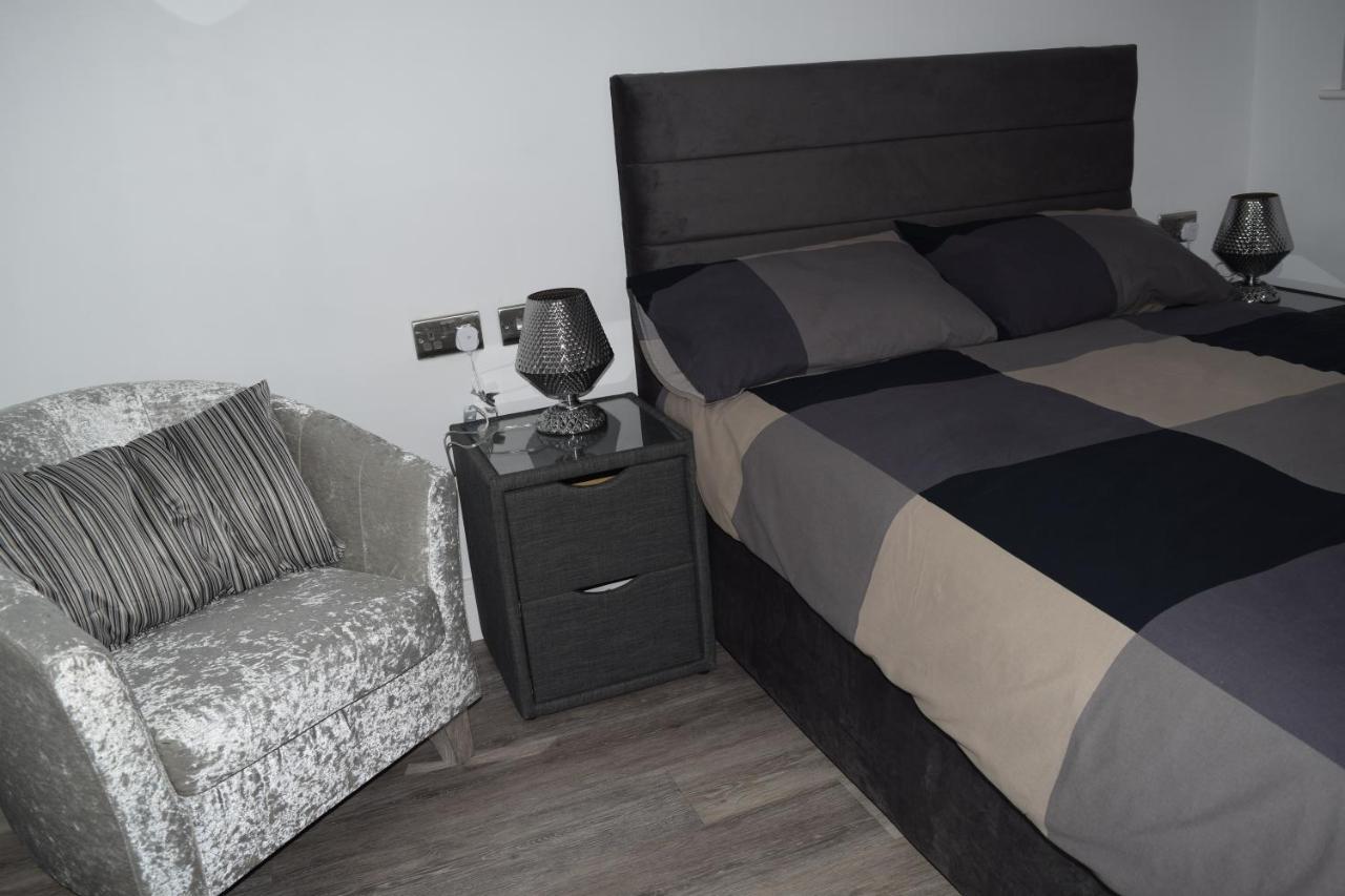 Airport Padzzz Apartment Wythenshawe Exterior photo